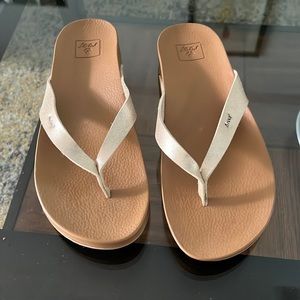 Reef gold sandals